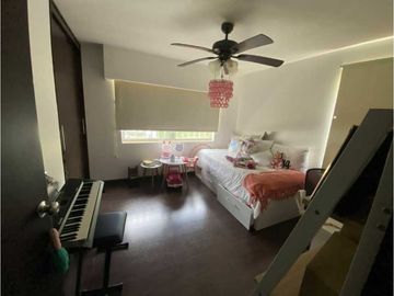 VENTA  CASA EN CLAYTON AMPLIA  569M2 CALLE PAPAYA
