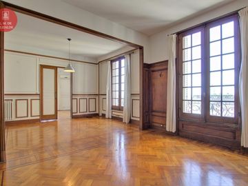 Basavilbaso y Av. Libertador - 3 amb en Venta - Edificio Histórico