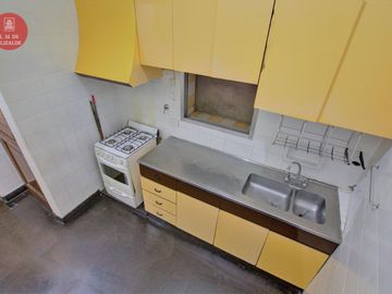 Basavilbaso y Av. Libertador - 3 amb en Venta - Edificio Histórico