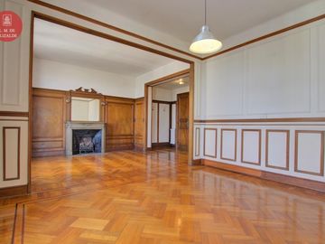 Basavilbaso y Av. Libertador - 3 amb en Venta - Edificio Histórico