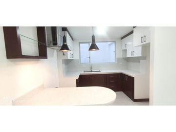Vendo casa por estrenar al Sur de Loja
