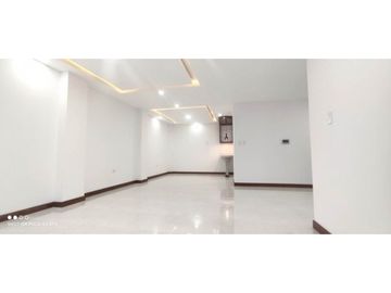 Vendo casa por estrenar al Sur de Loja