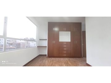 Vendo casa por estrenar al Sur de Loja