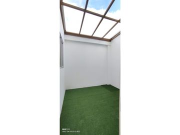Vendo casa por estrenar al Sur de Loja