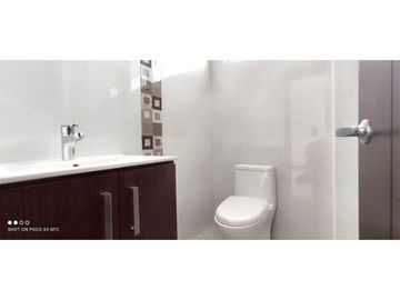 Vendo casa por estrenar al Sur de Loja