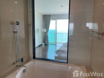 Movenpick White Sand Beach Pattaya