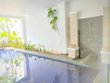 For Rent Luxury Modern House at Kemang