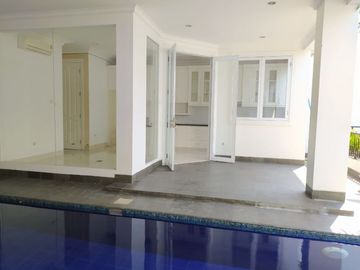 For Rent Luxury Modern House at Kemang