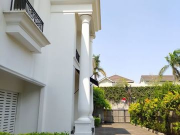 For Rent Luxury Modern House at Kemang