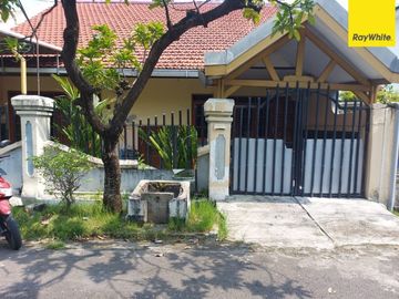 Dijual Rumah SHM Lokasi di Jemursari Utara, Surabaya