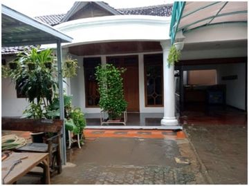 RUMAH LOKASI JALAN RAYA KEMANGGISAN PALMERAH JAKARTA BARAT