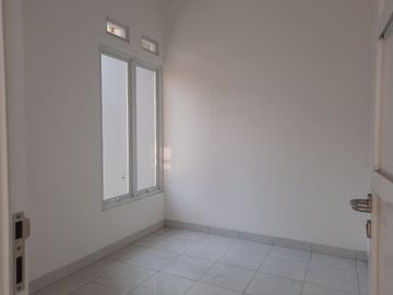 RUMAH BARU DALAM CLUSTER EKSKLUSIF DAN LINGKUNGAN NYAMAN PEKAYON JAYA