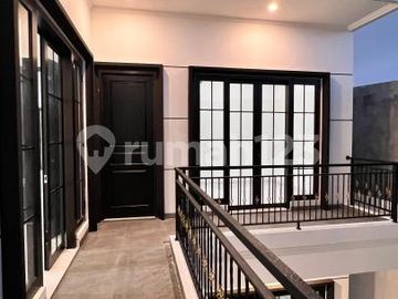 Dijual Brand New Modern House Open Space Design Nusa Loka BSD