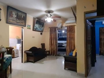 Harga Murah! Harus Cepat Laku! Rumah Luas di Boulevard Purigading Bekasi