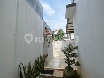 Rumah Minimalis Cantik & Cozy di Cinere - Dekat Pintu Tol
