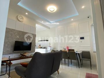 Rumah Minimalis Cantik & Cozy di Cinere - Dekat Pintu Tol