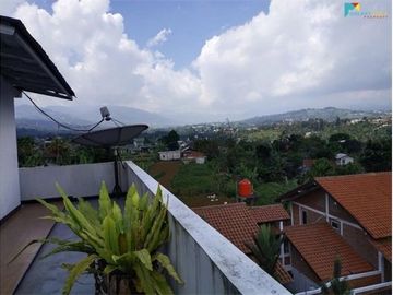 Dijual murah villa di Gunung Geulis dekat tol