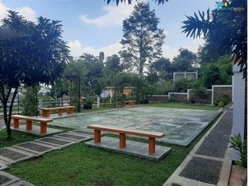 Dijual murah villa di Gunung Geulis dekat tol