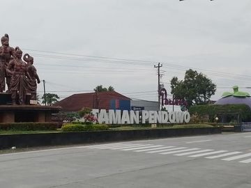 15 Menit Bandara YIA, 110 m&sup2; 50 Jt-an:
