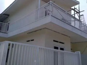 Rumah Ciledug Dalam Perumahan Siap Huni