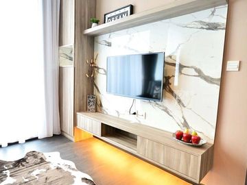 1 Bedroom Condo for sale at Edge Sukhumvit 23