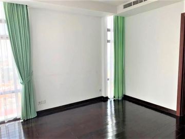 Dijual Cepat! Apartemen Essence Darmawangsa - Type 3 Bedroom & Semi Furnished APT-A3549