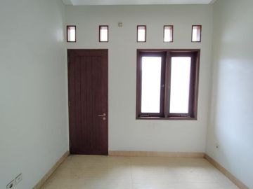 Town House di Cilandak Best Unit Kondisi Unfurnished HSE-A0423
