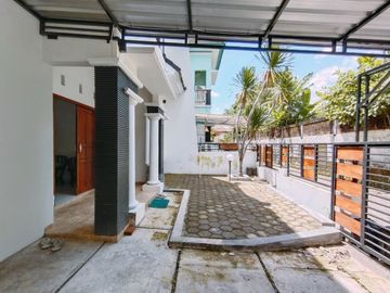 Rumah cantik dalam peruamahan dekat Pasar Gentan