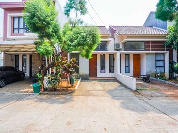 Rumah 5 Mnt ke Gerbang Tol Cimanggis Siap Huni Dibantu KPR J-53358