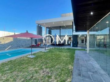 CASA EN EL BOSQUE CLUB DE GOLF