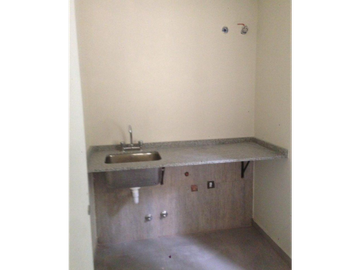 CASA 4 AMB A ESTRENAR - BARRIO LAS MARGARITAS