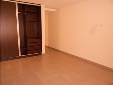 CASA 4 AMB A ESTRENAR - BARRIO LAS MARGARITAS