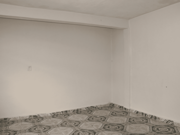Casa Amplia con Uso de Suelo Mixto en San Sebastían Tecoloxtitlán, Iztapalapa.