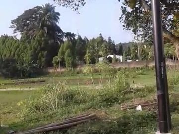 Dijual Tanah Pinggir Jalan Raya Sumedang Ja Bar SHM Lt1300m&sup2; 1 Juta/m&sup2;