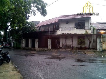 Rumah strategis posisi hook pinggir jalan bima arjuna cicendo bandung tengah | MARTIN