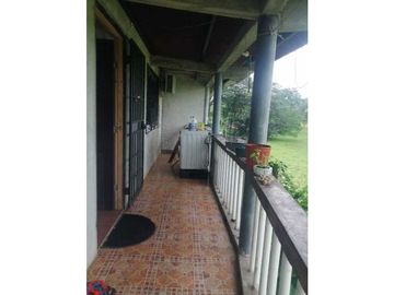Vendo Casa en Puerto Lindo - Colón