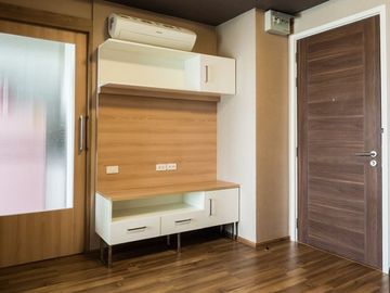 1 Bedroom Condo for sale at The Treasure