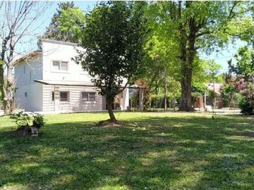 Venta Casa  5 Amb. - Barrio El Cazador, Escobar
