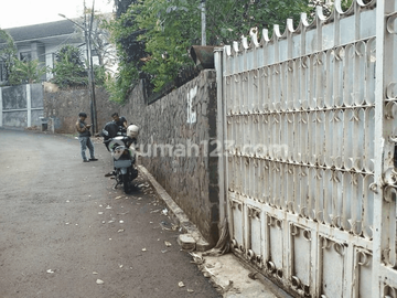 Turun Drastis Rumah Besar Kemang Selatan, Jakarta Selatan