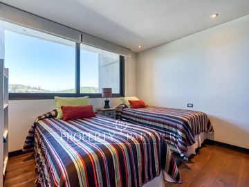Espectacular Casa en Valle Escondido