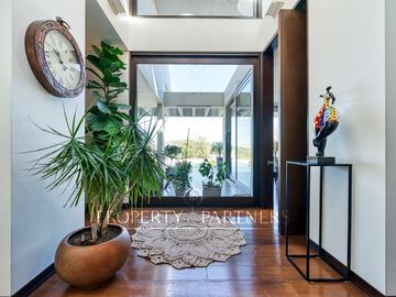 Espectacular Casa en Valle Escondido
