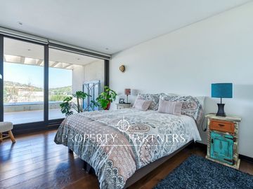 Espectacular Casa en Valle Escondido