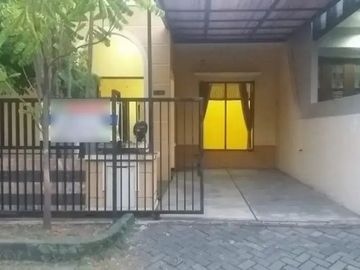Jual rumah palm spring Regency surabaya
