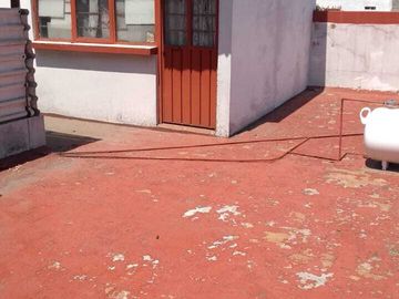 Se Vende Amplia Casa Con Uso de Suelo Mixto en Colonia Cuauhtémoc