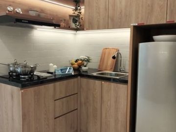 Jual Rumah Zuma Gading Serpong Tangerang Fully Furnished Rp 994jt 2 Kamar Unit Baru Free IPL + AC + Water Heater