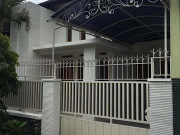 Dijual rumah di Fajar Indah