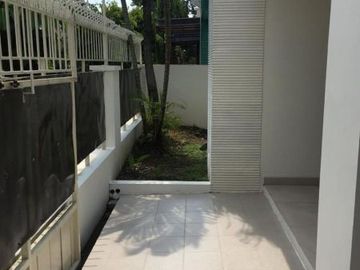 Dijual rumah di Fajar Indah
