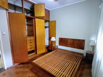 Excelente Casa de 3 ambientes con fondo verde pileta y quincho zona colegio Don Bosco