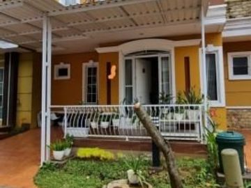MALIBU VILLAGE GADING SERPONG FULL FURNISHED DIJUAL CEPAT