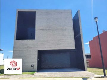 Casa en Venta en Lomas de Angelopolis